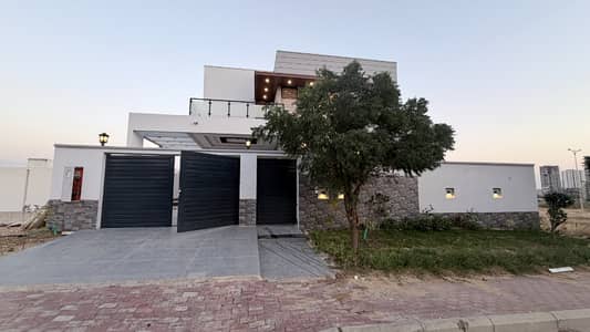 500 Sq Yd Elite Villa For Sale Precinct-9 (Bahria Hills), Bahria Town Karachi. Elegant Design | 5 or 6 Beds | Basement | Drawing, Dining, Lounge, Modern Kitchen & Greasy Kitchen. Heighted Location | Near Flagpole | Just 3 Mins Drive from Entrance.