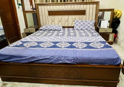 Complete Bedset for sale