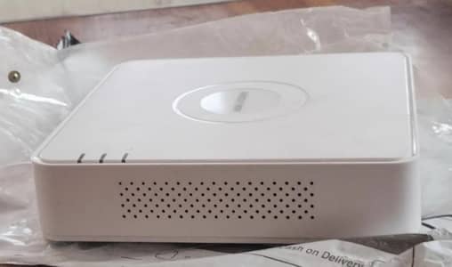 Model: DS-7108HGHI-M1