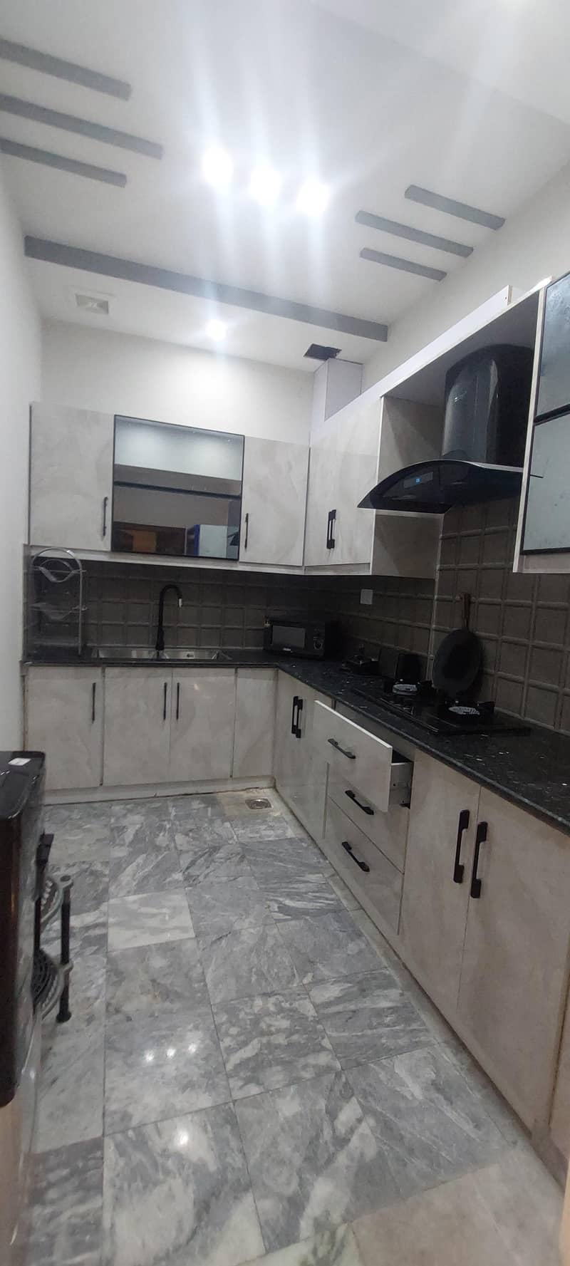 Guaranteed Safe and Quality Rooms - Females 3