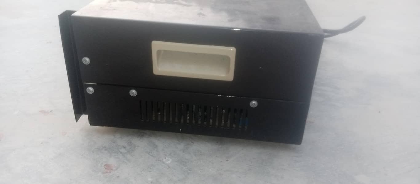Stablizer / Automatic voltage regulator 3000VA 3