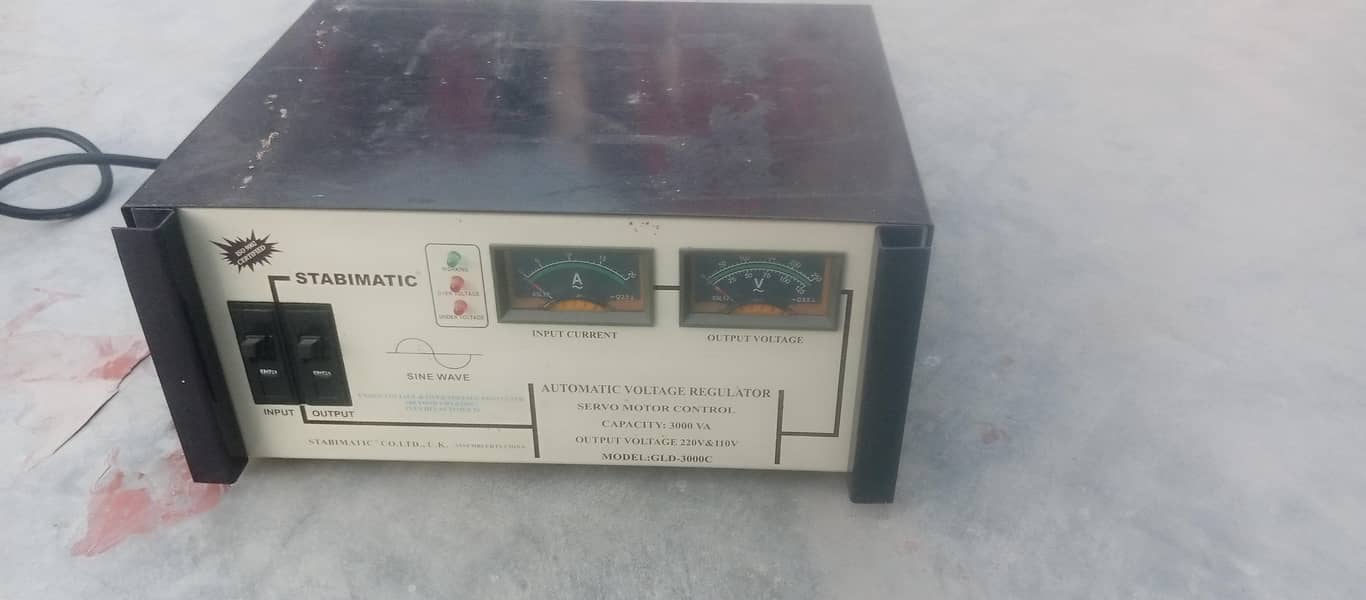Stablizer / Automatic voltage regulator 3000VA 4