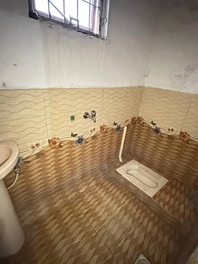 4 Marla Uper Portion For Rent ( Near Bhola Chowk Peer Colony)