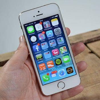 iPhone 5s PTA approved with box my WhatsApp number 0331 41 89 217