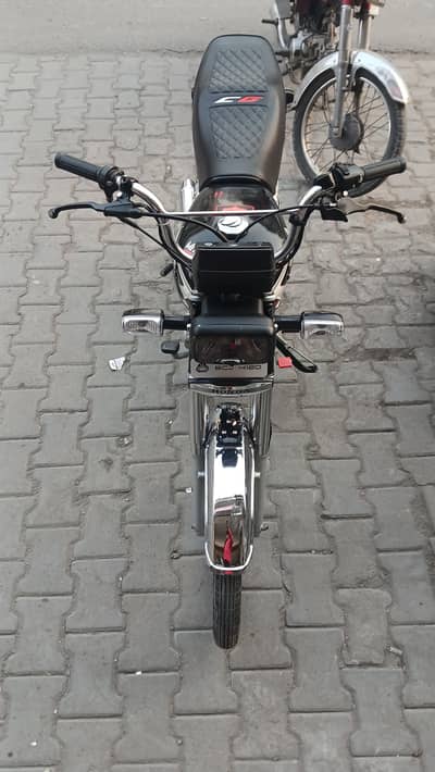 Honda CD70 2025 Modal