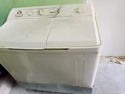 hair wasing machine 10 kg. dry kharab hy. 10/9 condition
