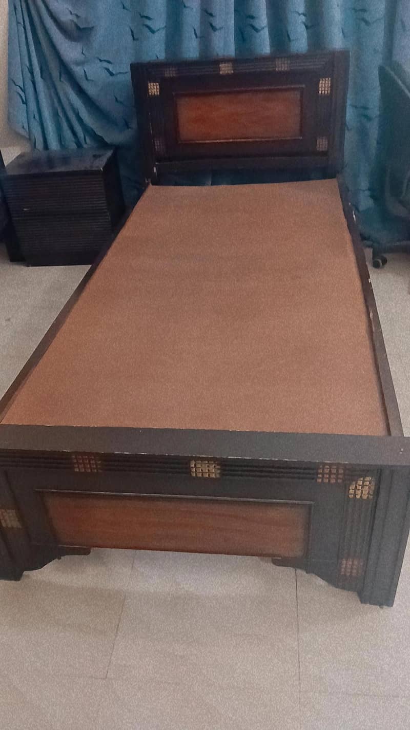 Single Bed 0