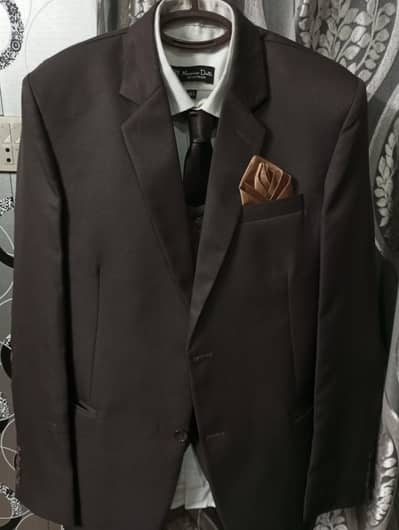 Three peice in Browns colour