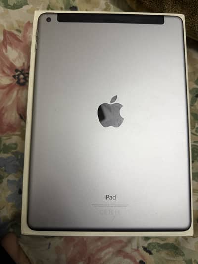 Ipad (6th generation) Wifi+Cellular