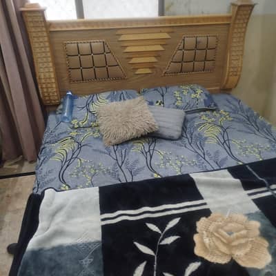 double bed with matress