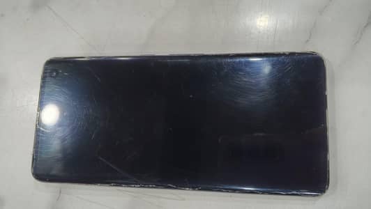 Fujitsu F51a arrows 8/128