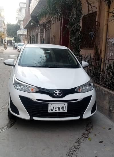 Toyota Yaris 2021 automatic total geniune for sale