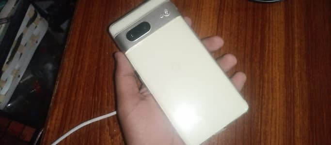 pixel 7 official PTA approved 10/9 little scratch on front camera