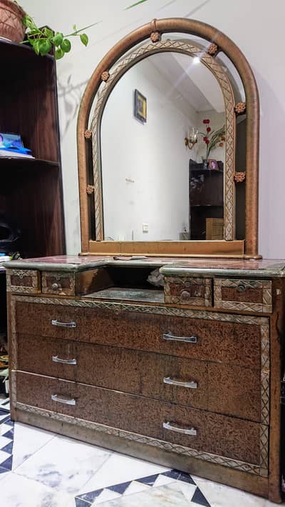 Room Chairs + Dressing Table