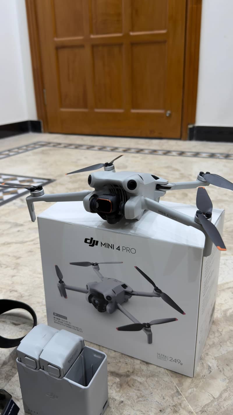 DJI mini 4 pro 0