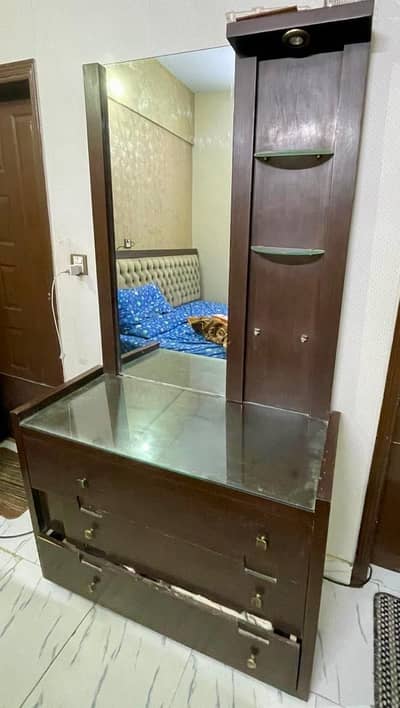 Heavy pure wood Bed set (with mattress) and dresser