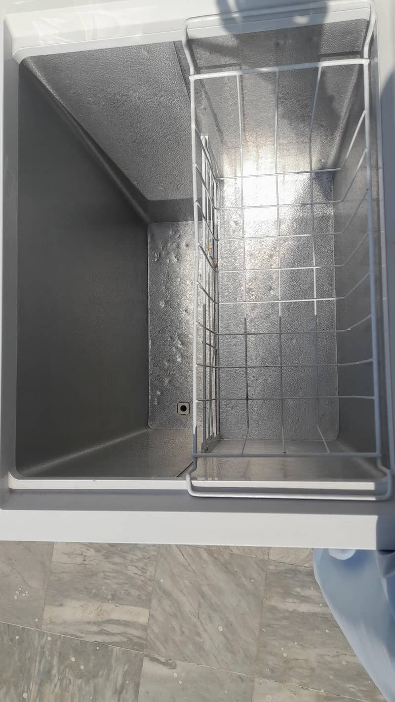 Haier Deep Freezer 1