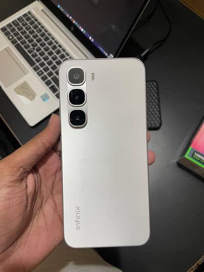 Infinix Hot 60 Pro