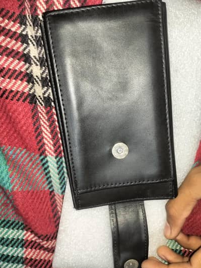 ادمی کے لیے بہترین پرس