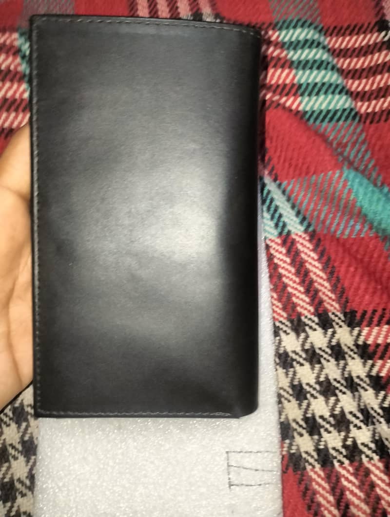 ادمی کے لیے بہترین پرس 2