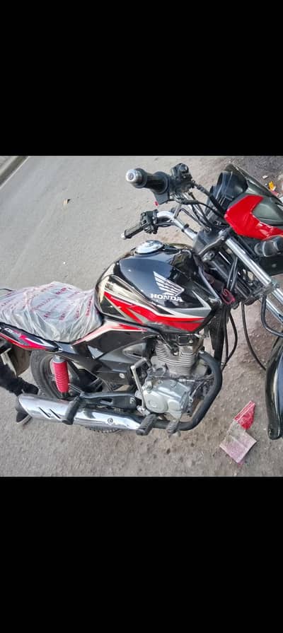 Honda CG 125 Deluxe 2019 – Full PPF (Paper Cover)