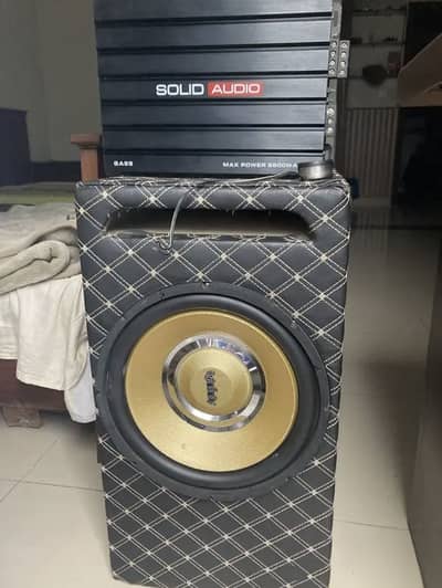 Car amplifer and subwoofer for sale