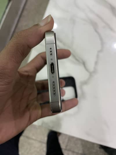 Iphone 15 pro 256 gb 3 month sim time