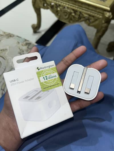 Iphone USB-C 20w power adapter