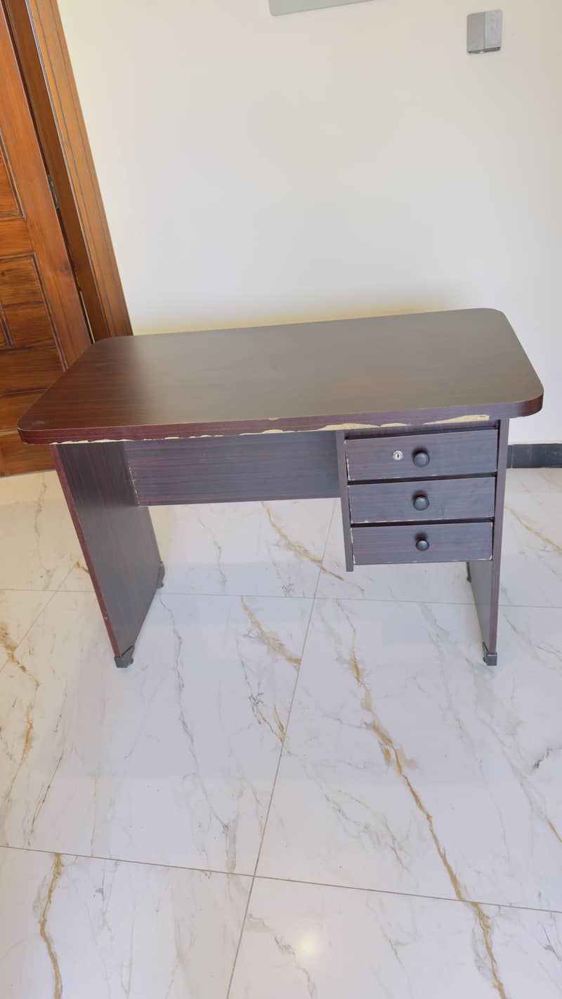 Computer/Study Table for sale 1