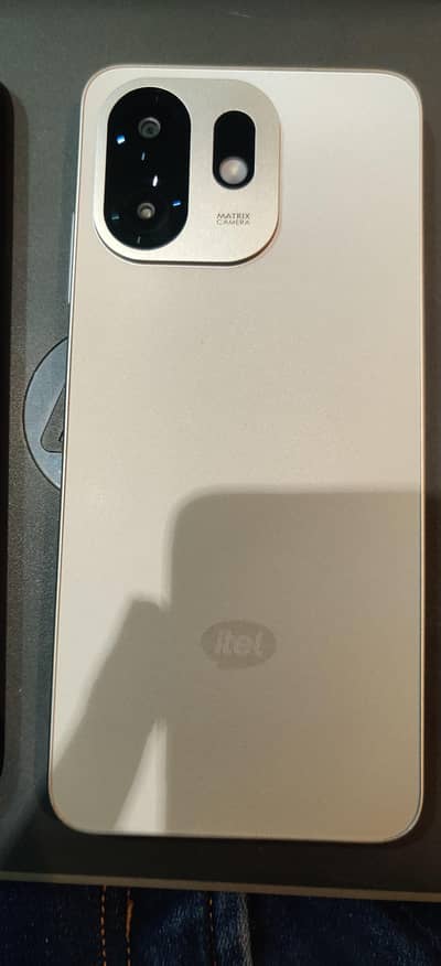 itel A100C ram 4+8 rom 64 now condition ha