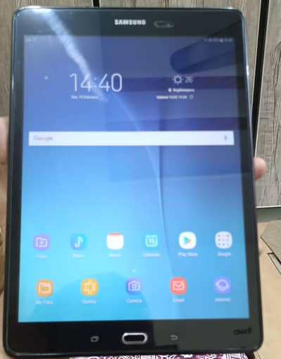 Samsung Tab A 9.7” (SM-T555) – 2GB RAM – 16GB Storage – 4G Enabled