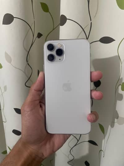 iPhone 11 pro (0-3-2-9-5-7-7-5-6-6-9)
