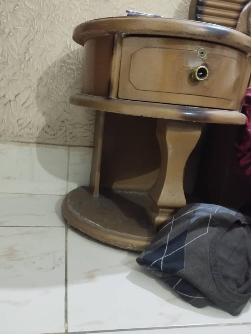 Deco paint *Bed+ Dressing Table* 4