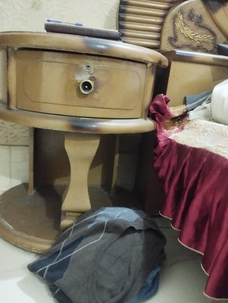 Deco paint *Bed+ Dressing Table* 5