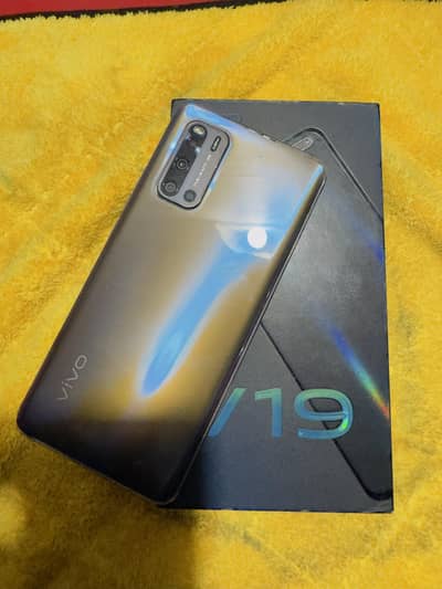 vivo v19 8 128
