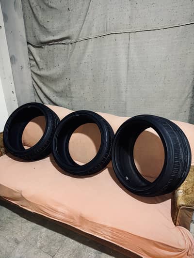 low Profile 17 inch 3 Tyres 205/40/17 in fresh Condition.