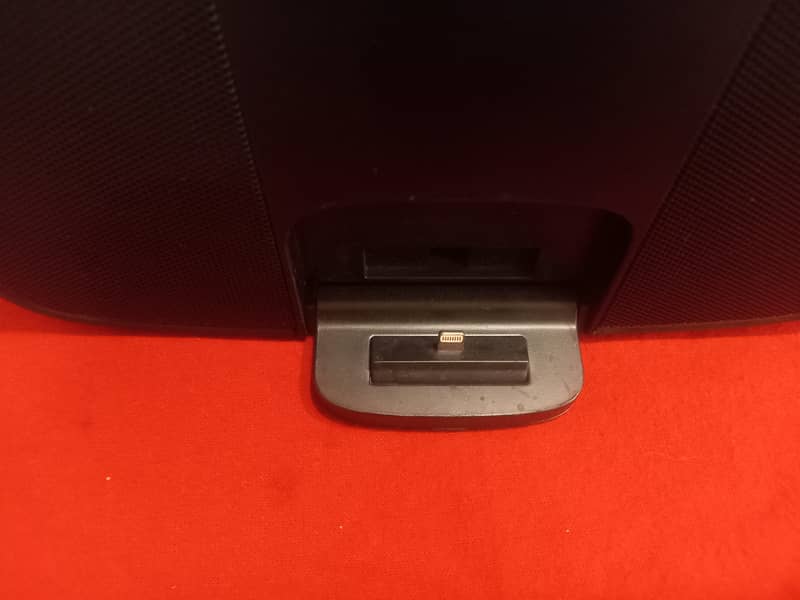 Ipone Dock with Audio System 4