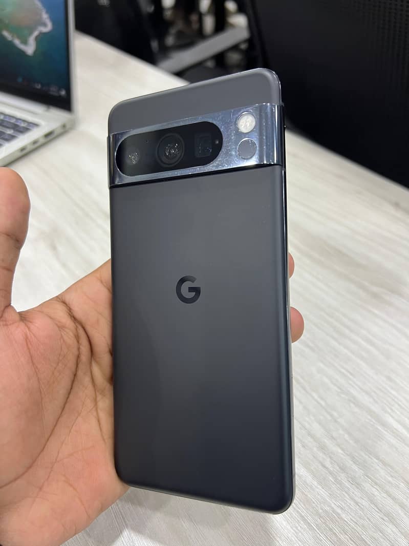 Google pixel 8 pro 1