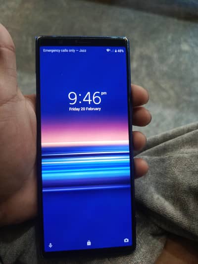 Sony Xperia 5 one hand used, with cooling fan