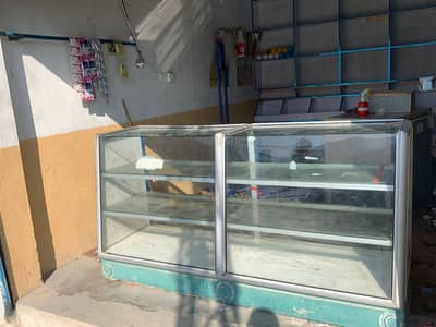 show case urgent sale he almonium Ka he