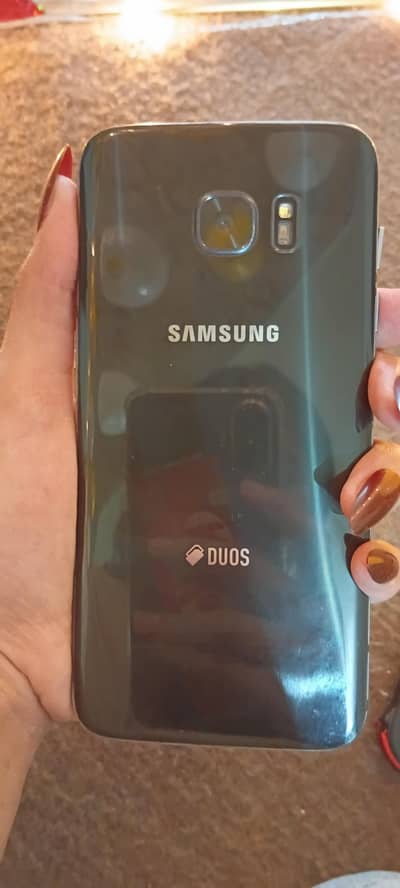 Samsung Galaxy S7 edge