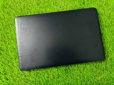 Acer Laptop - Core i3 - 3rd Generation