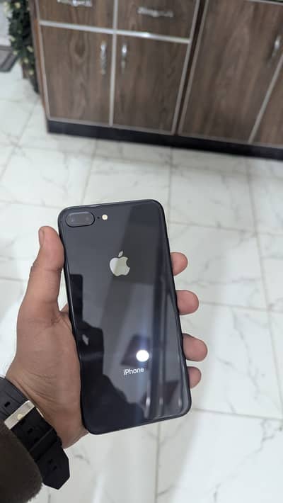 iPhone 8 Plus non pta 10/10 waterpacked mobile