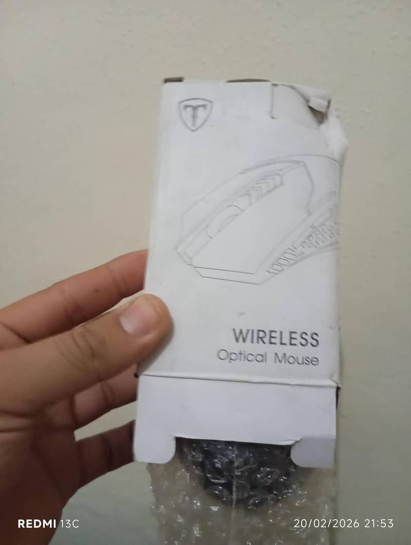 wireless Gaming mouse 3