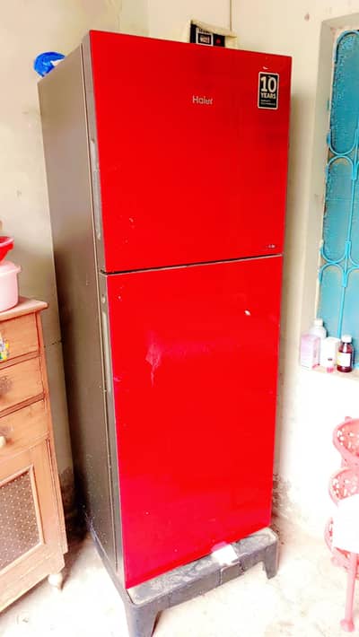 Haier refrigerator. inverter medium  sہize.