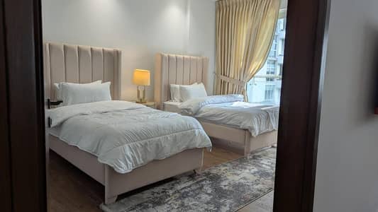 Exclusive 03 Bed Apartment Pentasquare DHA Ph5 per day rent