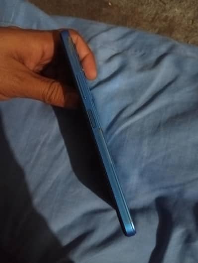 8/128 Infinix Not 12 g96 with box and charger