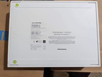 Macbook Air 2022 M2 13.6 inch 16/256