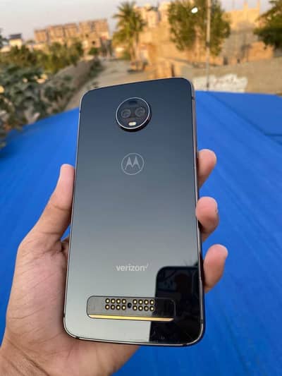 moto z3