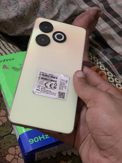 infinix smart 8 with box 03085801468